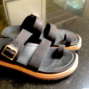 Merrell slide sandals barely worn.